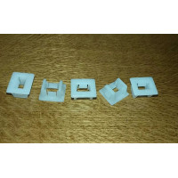 Nissan Patrol Y61 1997-2004 Door moulding clips (5pcs)